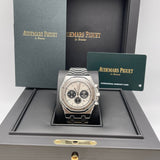 Audemars Piguet Royal Oak 26331ST.OO.1220ST.03 Selfwinding Chronograph Stainless Steel White Dial