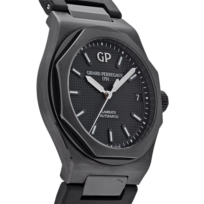 Girard Perregaux Laureato Ceramic Black Dial 81010-32-631-FK6A