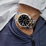 Rolex Datejust 126333 Yellow Gold /  Stainless Steel  Black Dial Oyster
