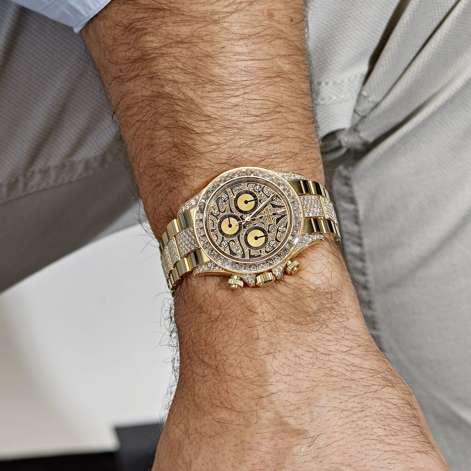 ぺす　土曜11/1まで Rolex Daytona 'Eye of the Tiger' 116598TBR Yellow Gold Diamond